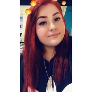 Meet your Posher, Ashley